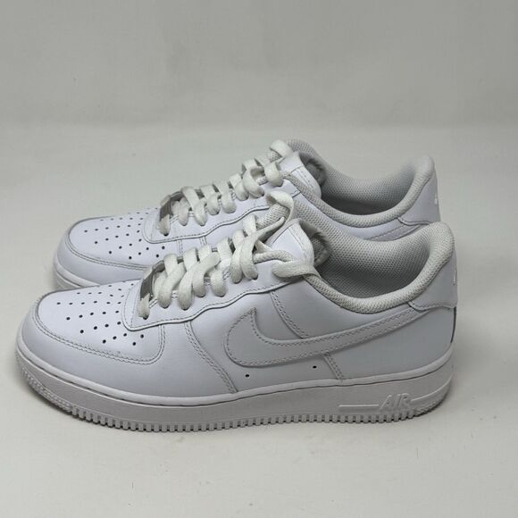 Nike Air Force 1 '07 Low Womens 9.5 Triple White Leather Athletic Shoes Sneakers - Picture 4 of 16
